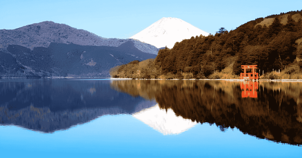 Enjoy the Mt Fuji view from Lake Ashi.