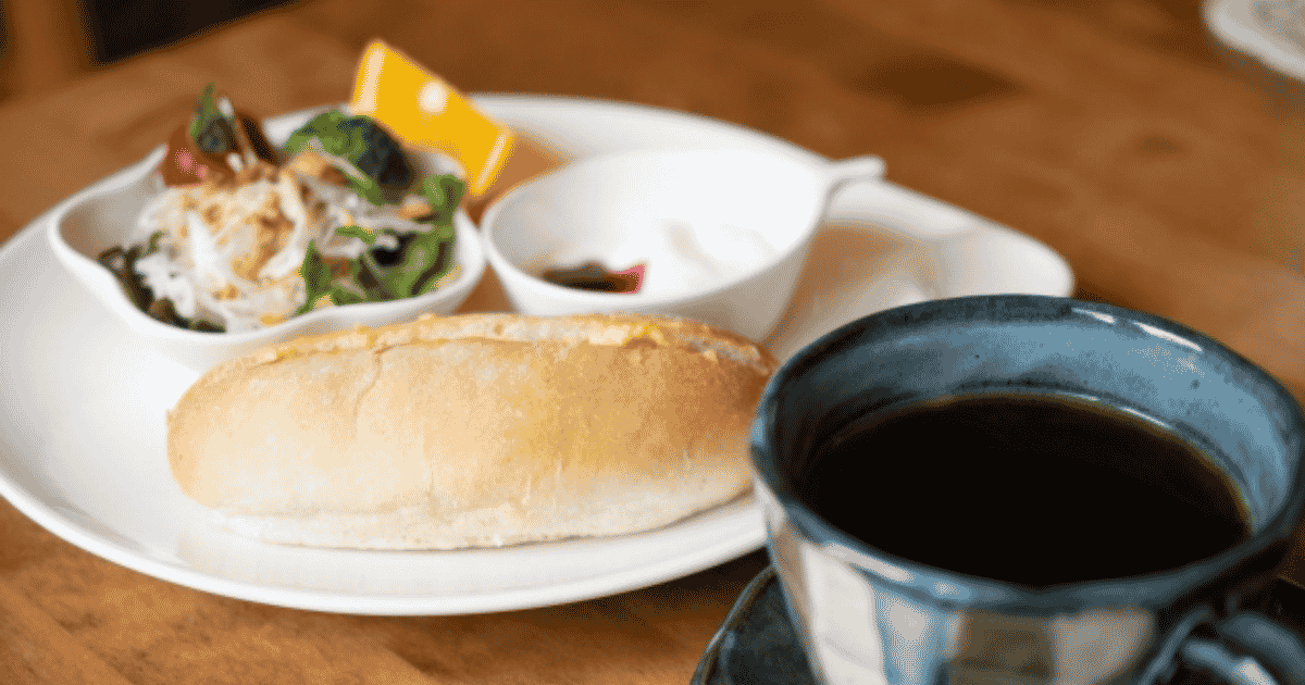 Japan Breakfast Guide: From ¥240 Deals to Free Morning Sets.
